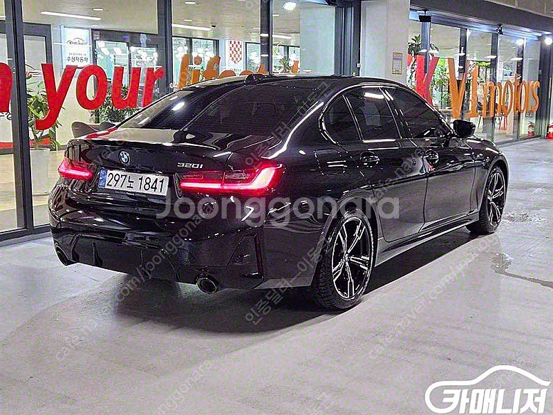 [BMW]3시리즈 (G20) 320i M 스포츠 (5인승) | 2024 | 10,684km년식 | 검정색 (블랙사파...--4