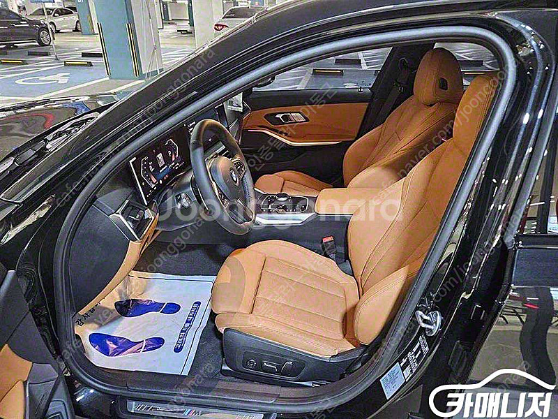 [BMW]3시리즈 (G20) 320i M 스포츠 (5인승) | 2024 | 10,684km년식 | 검정색 (블랙사파...--6
