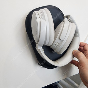 Bose qc45 화이트