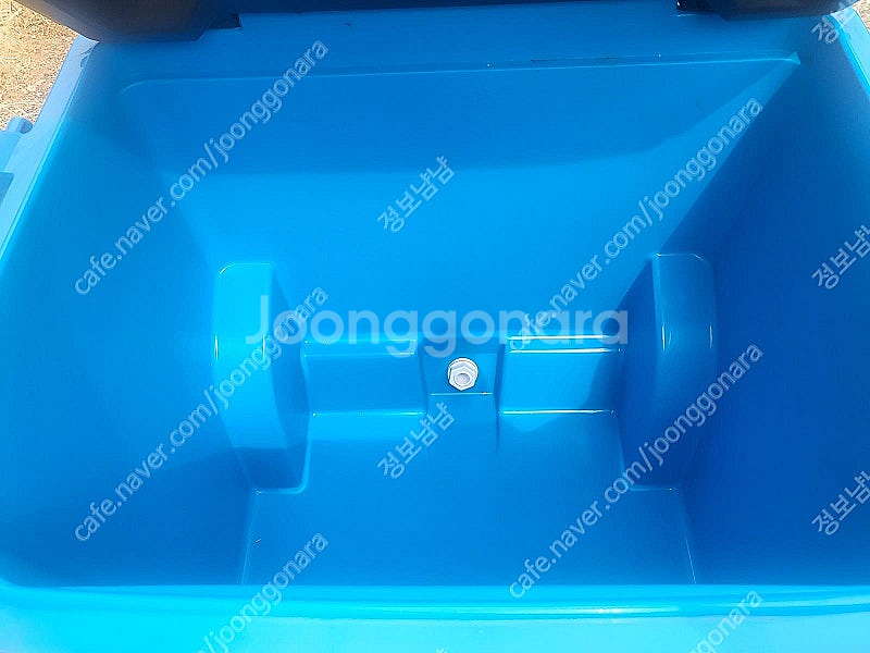 Igloo 아이스박스 58l판매--2