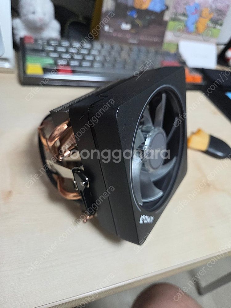 AMD 라이젠 3700X 프리즘 쿨러 새제품 판매합니다--3