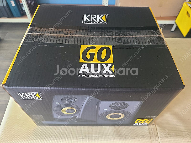 새제품 KRK GOAUX3 스피커 저렴하게 팝니다.--2