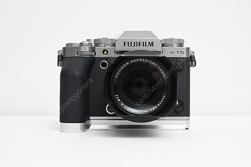 후지 X-T5, XF 35mm F1.4 팝니다.--1
