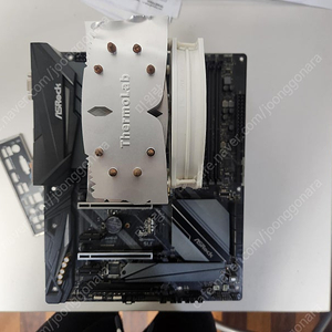 i5 9600k + z390 익스트림4 + 사제쿨러 세트 팝니다
