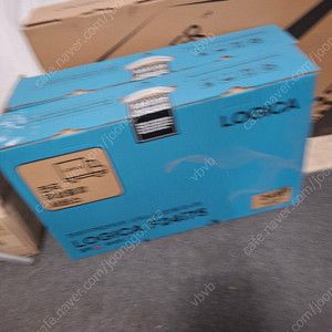 현대 24인치 led 모니터 2대 팔아요 led 모니터..가격 한개당 9만원