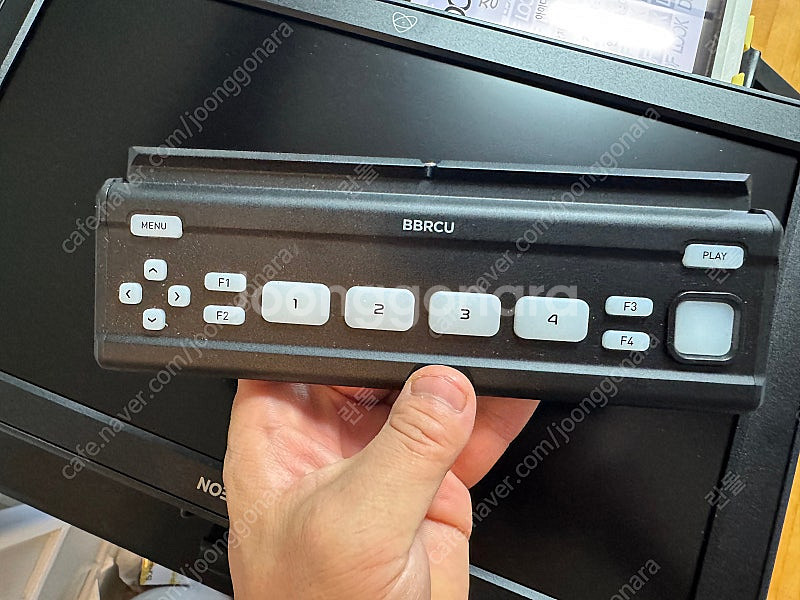 아토모스 네온 17 팝니다 atomos neon 모니터...--1