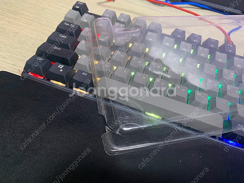 아콘 CX 풀알루미늄 키보드 판매합니다.--6