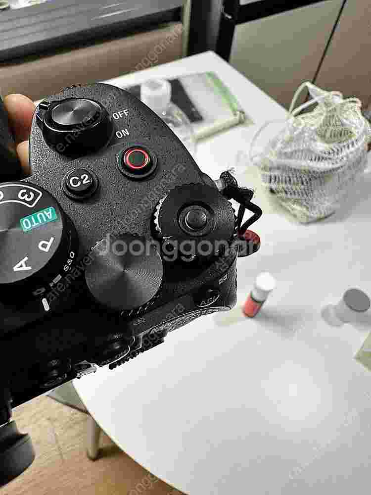 소니 A7M4 + FE24-70gm2 팝니다--3