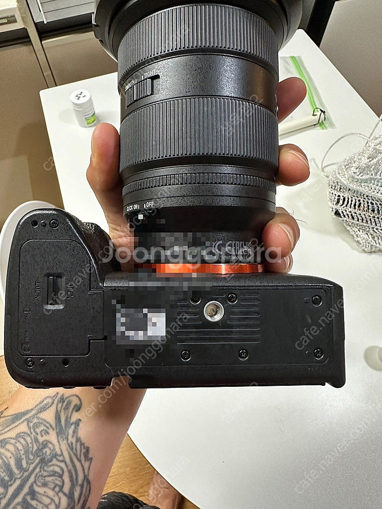 소니 A7M4 + FE24-70gm2 팝니다--6