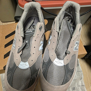 뉴발란스 991 uk 그레이 새상품 uk 9 (us 9.5 한국 275)