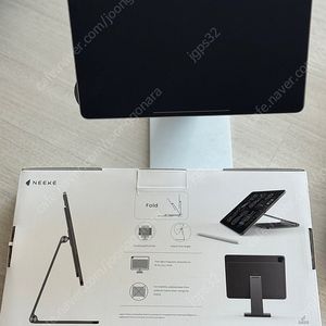 니케 아이패드 마그네틱 거치대