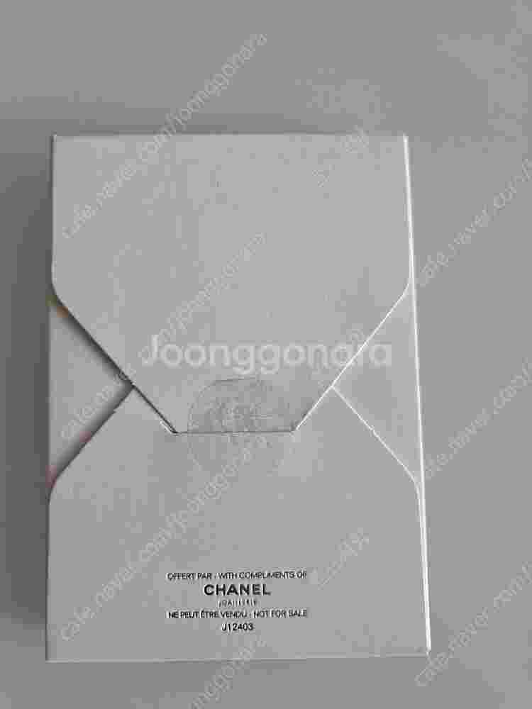새제품 샤넬 코코 크러쉬 카드지갑 서울 직거래 가능--1