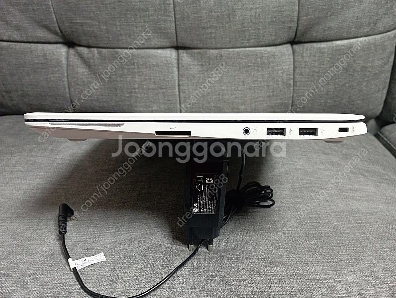 LG 울트라 PC 노트북 15U560, 메모리 8GB--2