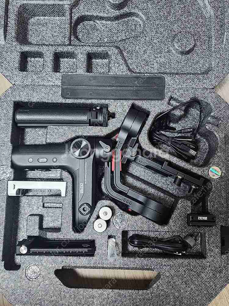 DJI RS4, 지윤텍 위빌랩 미러리스 짐벌 팝니다.--0