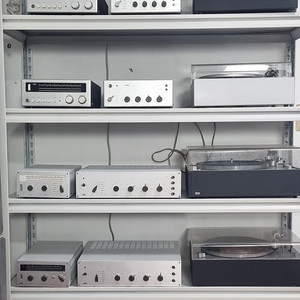 브라운디터람스 braun dieter rams 앰프 턴테이블 스피커