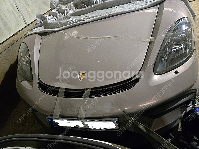 포르쉐 718 GT4 카이맨 완차입고 각종 부품 판매합...--0