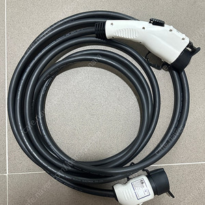 클린일렉스 충전 케이블 KLC-10 PHEV 5핀 6M 팝니다.