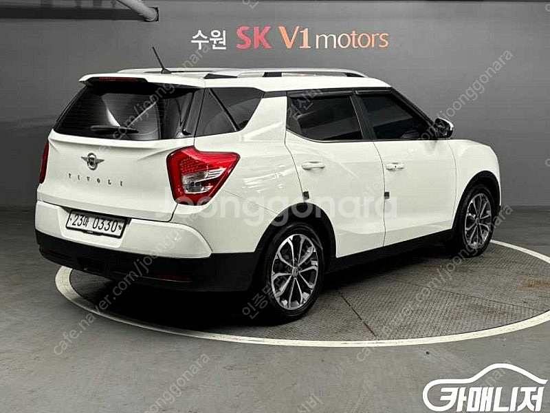 중고차 티볼리 에어 2WD 디젤 1.6 RX (5인승)...--4