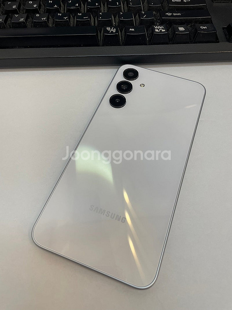 갤럭시버디4 128GB 라이트그레이 무잔상 상태좋은 중...--0