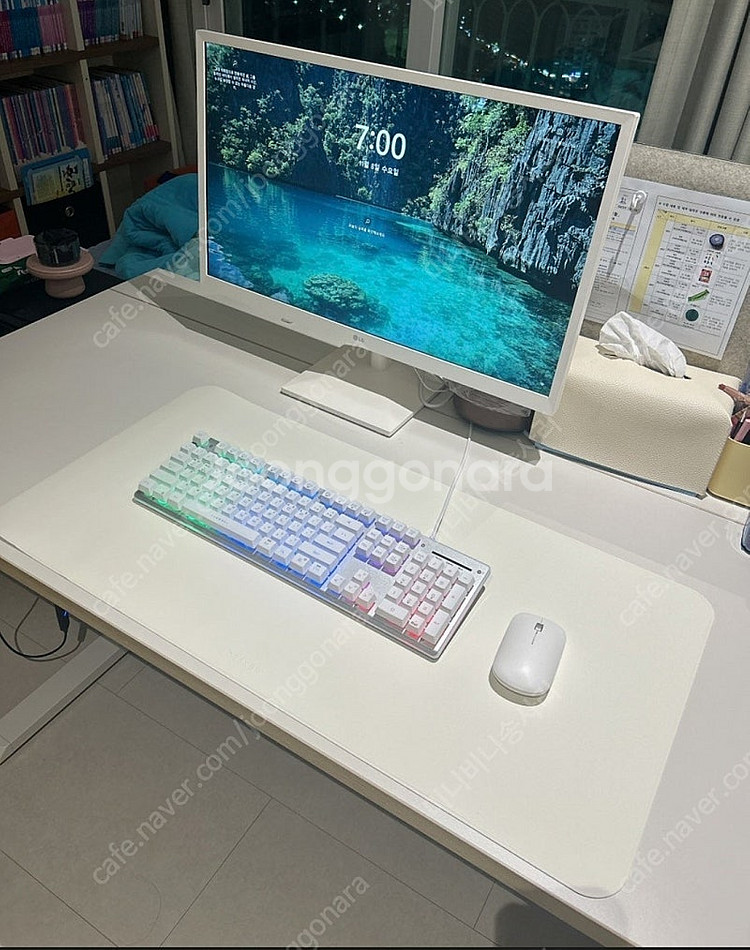 데스커 데스크매트 책상매트 새상품 화이트--2