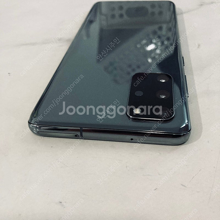 갤럭시 S20플러스 그레이 256기가 매우깨끗! 13만원 판매합니다--3