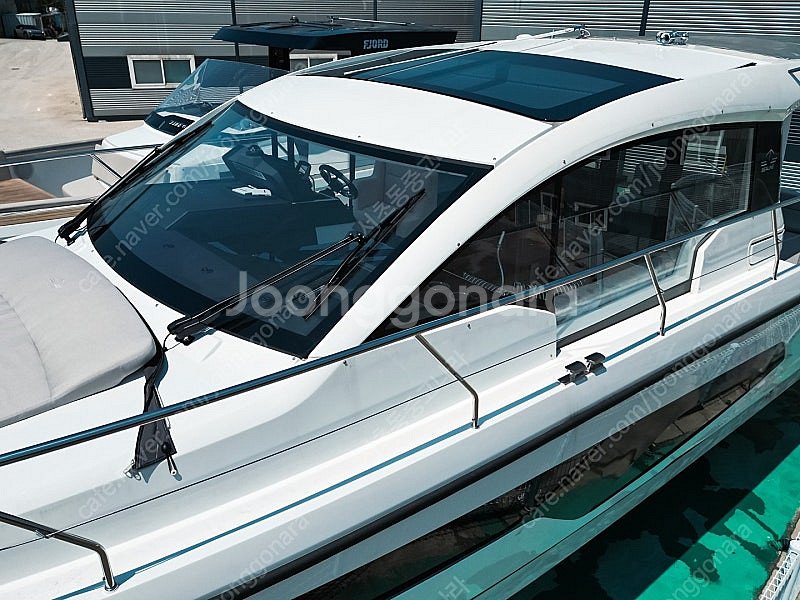 영국 럭셔리 33피트 보트 SEALINE 씨라인 335...--5