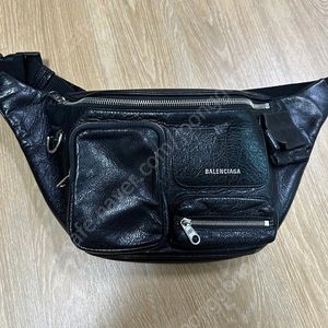 발렌시아가 램스킨 웨이스트 벨트백