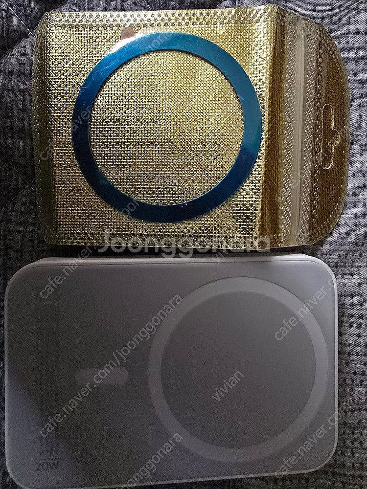 변우석 맥세이프 고속 보조배터리 택포23000--2