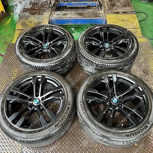 20인치 BMW X5 X6 M50d 468M 유광블랙 정품 중고휠타이어 1대분