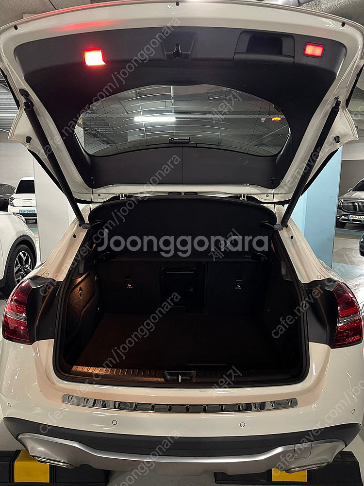 벤츠 GLA250 4매틱 X156 2018년식--4