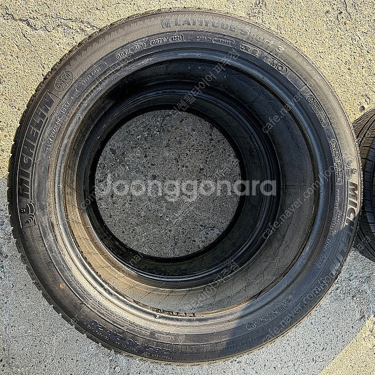 285 40 20 미쉐린 래티튜드 스포츠3 중고 타이어...--0