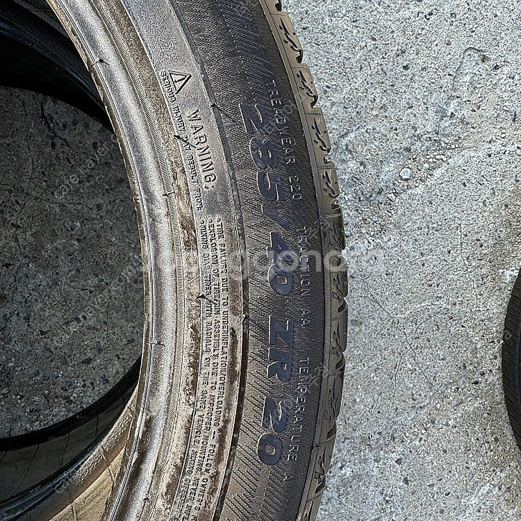 285 40 20 미쉐린 래티튜드 스포츠3 중고 타이어...--3