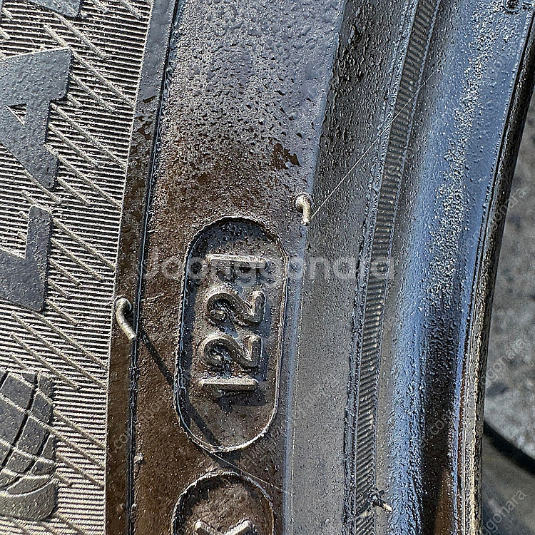 285 40 20 미쉐린 래티튜드 스포츠3 중고 타이어...--4