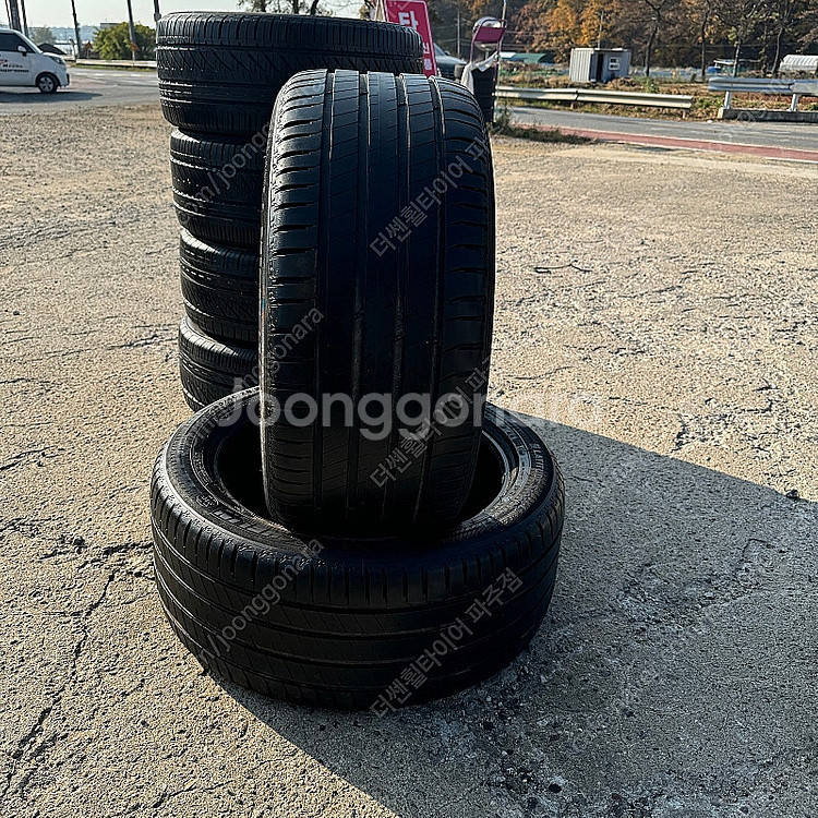 285 40 20 미쉐린 래티튜드 스포츠3 중고 타이어...--6