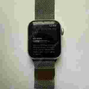 애플워치 SE2 GPS 40mm 스타라이트 + 내추럴 밀레니즈 루프(새상품)