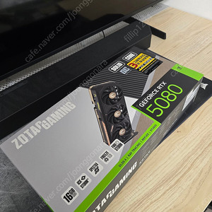 ZOTAC GAMING 지포스 RTX 5080 SOLID CORE OC D7 16GB 미개봉 팝니다.