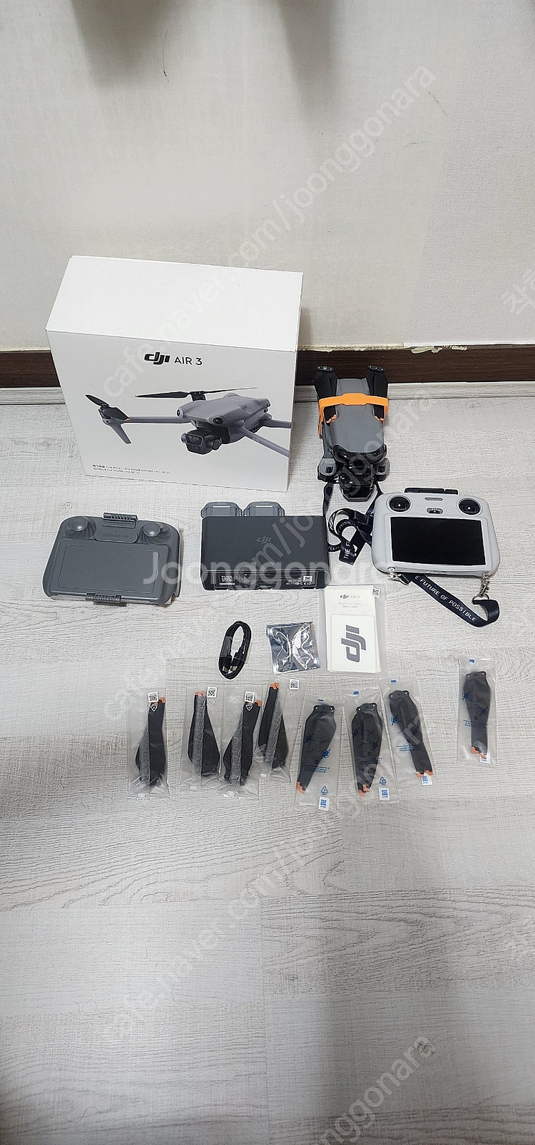 DJI Air 3 플라이모어 콤보--1