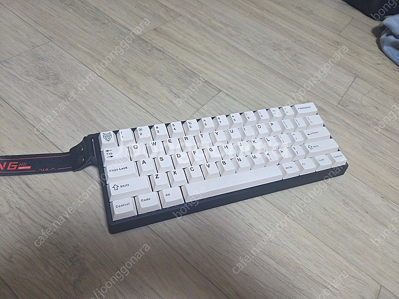 자석축 Rakka h60 팝니다.--1