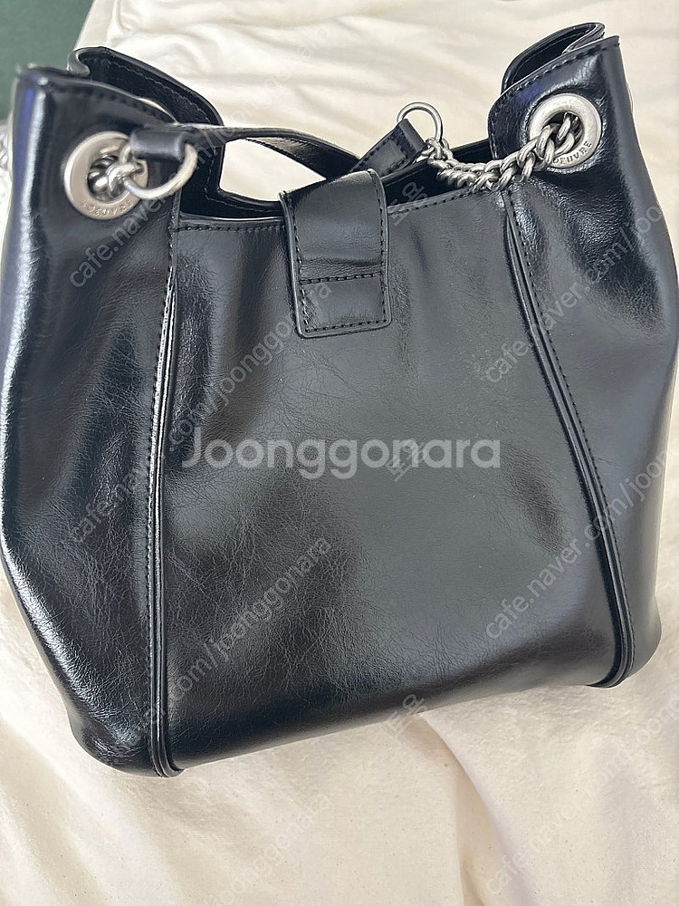 루에브르 삭드솔티 블랙 팔아요--3