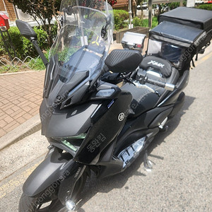 부산) X-MAX300 24년식 신차급 판매합니다.