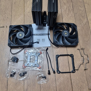 3RSYS RC1900 N 블랙 듀얼타워공랭쿨러 팝니다.