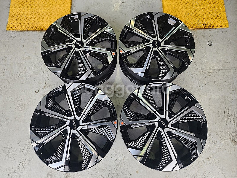 ☆판매☆ EV6 GT 20인치 휠 (새휠, 새휠캡) 미...--0