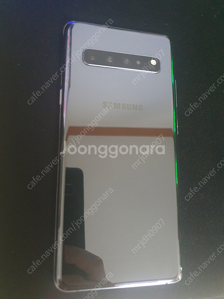 삼성 갤럭시 S10 5G 파손--4