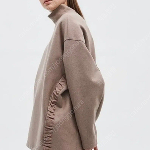 시스템 하이넥 니트 티셔츠(한섬 SJSJ 마인 타임 더캐시미어 랑방컬렉션 래트바이티 구호 르베이지 아떼 럭키슈에뜨 시에 뮤제라 얼바닉30)