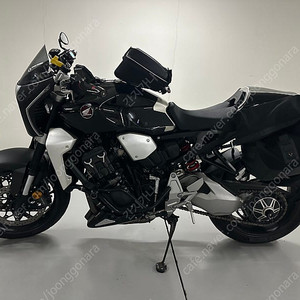 cb1000r 2019년식 13xxx키로 팝니다