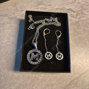 메트로시티 귀걸이, 목걸이 실버 세트