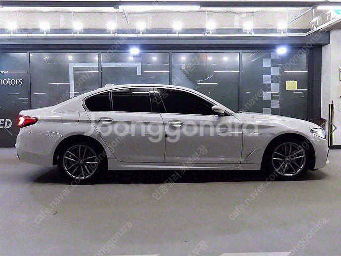 bmw5시리즈중고 전국최저가 완전무사고 타이어 교환 완...--4