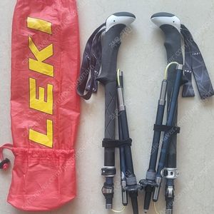 (미사용ㆍ새상품)레키 마이크로 바리오 카본 DSS(LEKI MicroVarioCarbon DSS) 4단 등산 스틱 및 케이스 내놓습니다(택포 20.5만) 정식 수입품