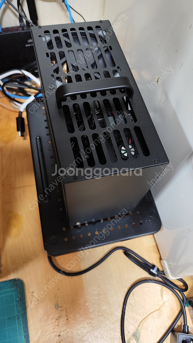라이젠 9800X3D + 지포스 RTX5070 SFF ...--0