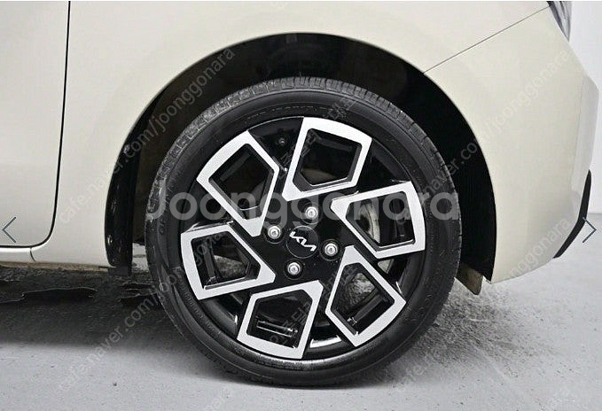 [완전무사고/20,162km주행/1인소유/보험이력0원/용도이력X/8인치정품내비/ECM/차선/후방/열선/통풍/세이프6...--5